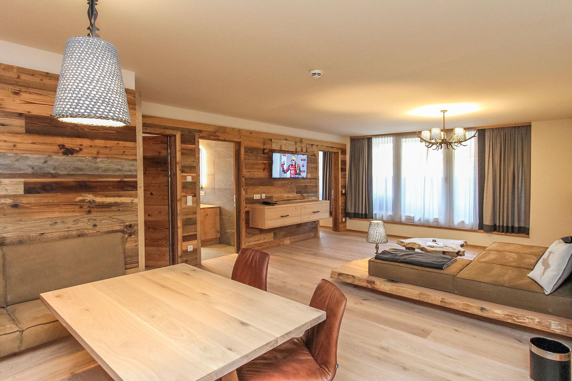 Edelweiss 4*